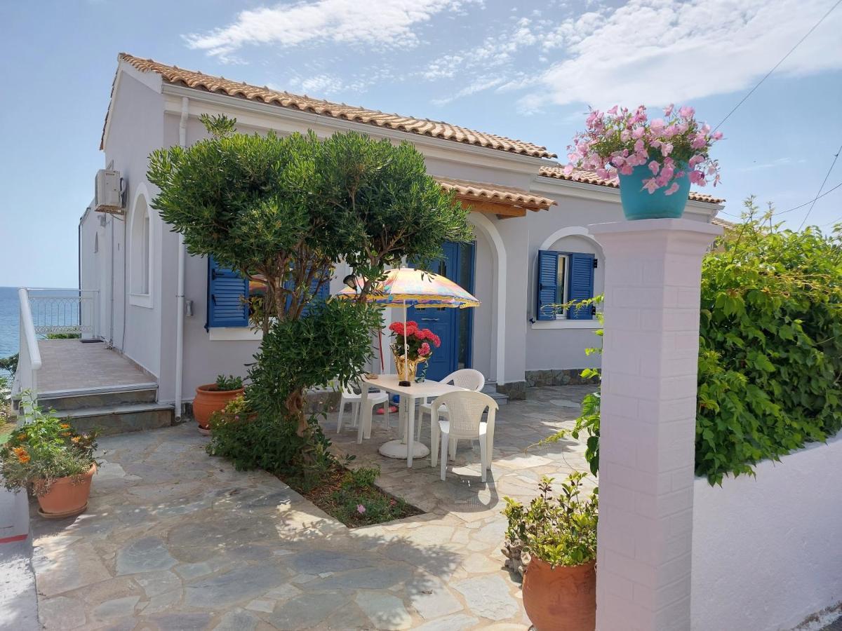 Leta Apartments Agios Georgios  Esterno foto
