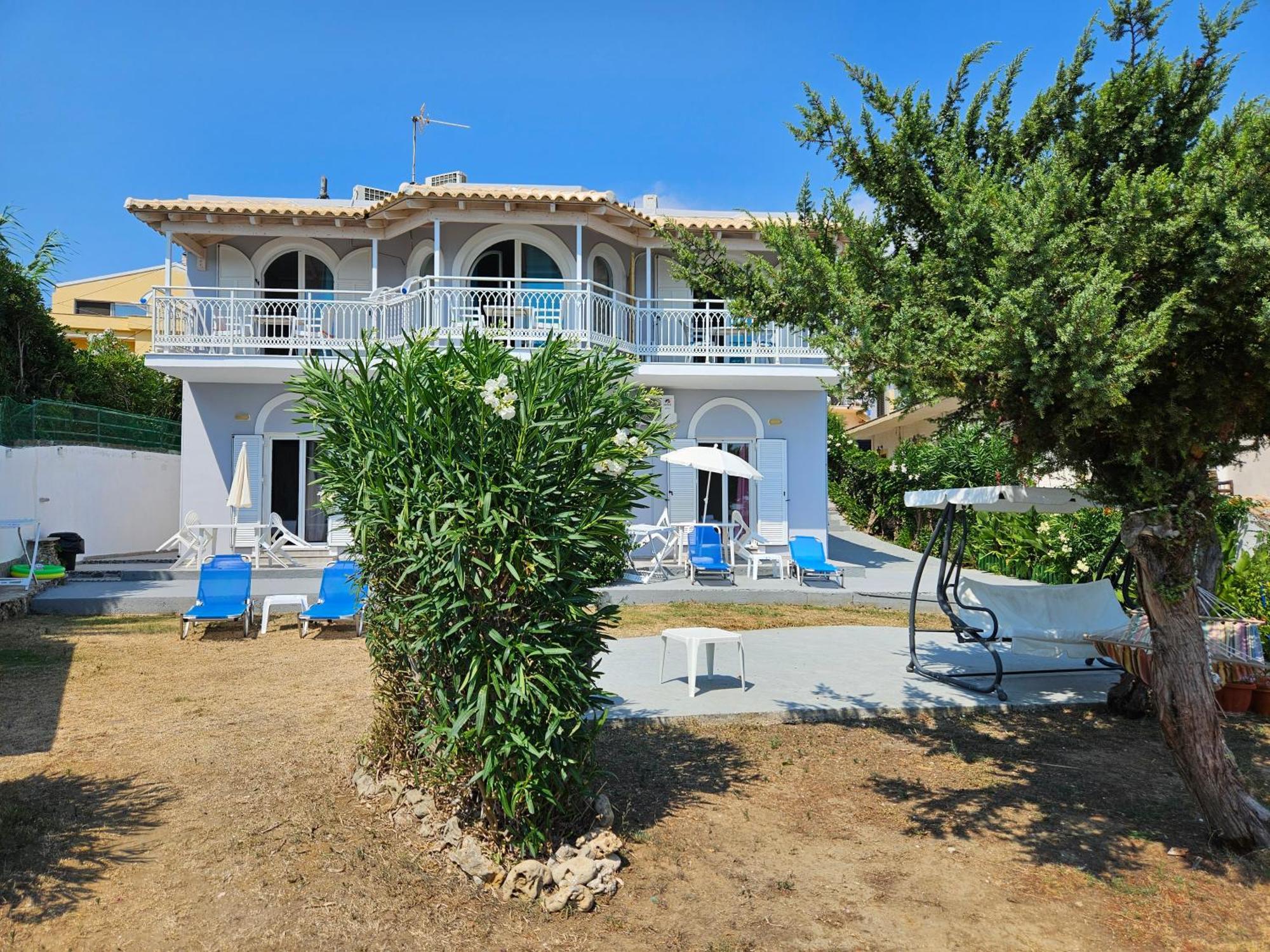 Leta Apartments Agios Georgios  Esterno foto